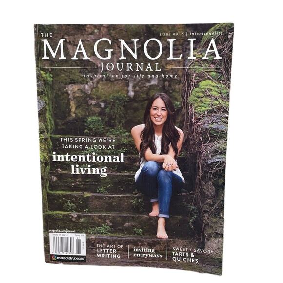 The Magnolia Journal Magazine Issue 6 Spring 2018 Joanna Gaines Fixer Upper - Picture 1 of 4